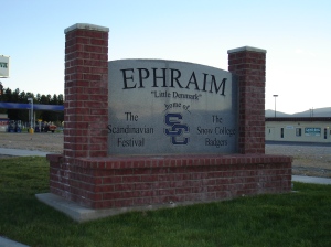 Welcome to Ephraim sign